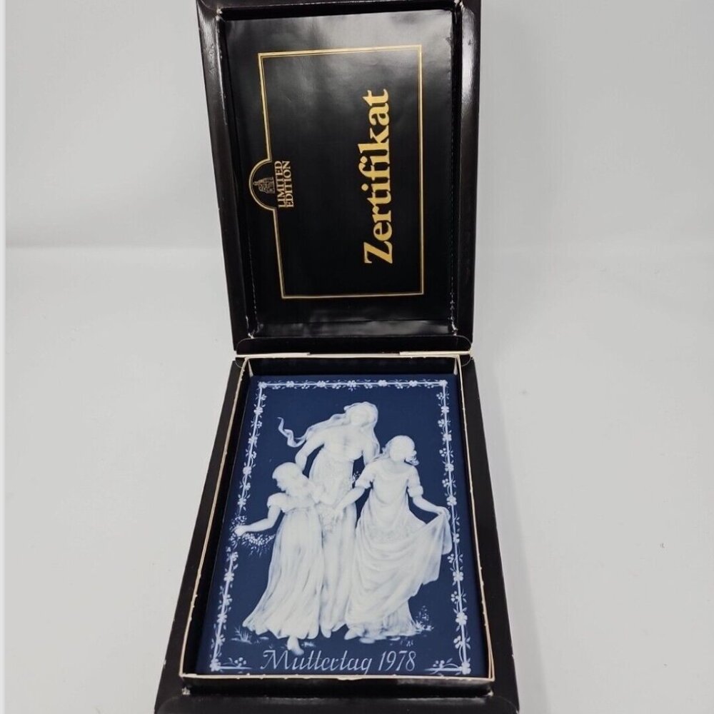 Mettlach Villeroy Boch Mothers Day 1978 Pate Sur Pate Jasper Plaque Original Box